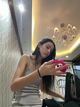 violetta cutest  online show from April 1, 11:11 am