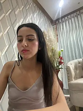 violetta cutest  online show from April 1, 1:41 pm