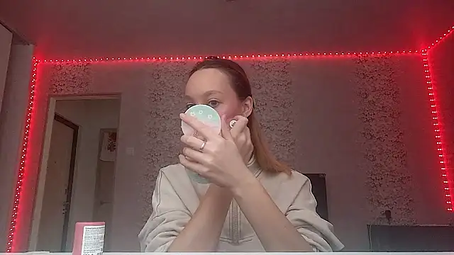 JoettaCampas online show from February 18, 6:23 am