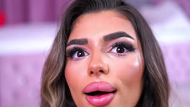 CrisstyBlair online show from February 24, 5:00 pm