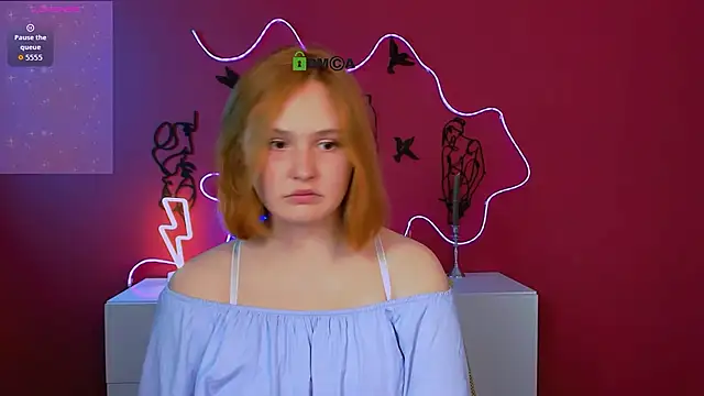 polly-cute online show from May 23, 7:12 pm