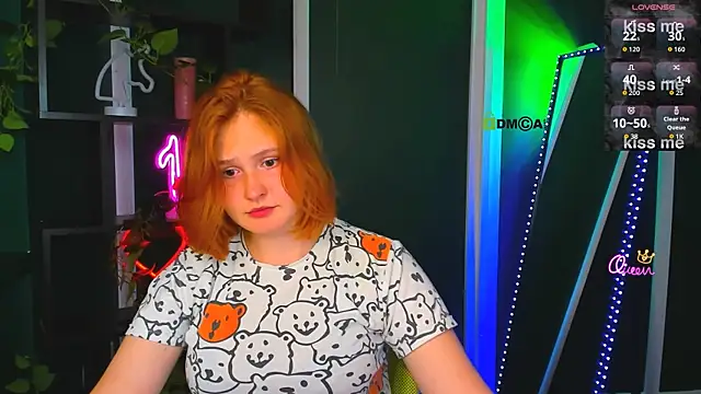 polly-cute online show from May 20, 6:49 pm