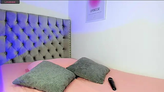 eva cutee  online show from March 24, 8:25 pm