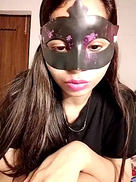 cute girl 29 online show from May 25, 7:13 pm