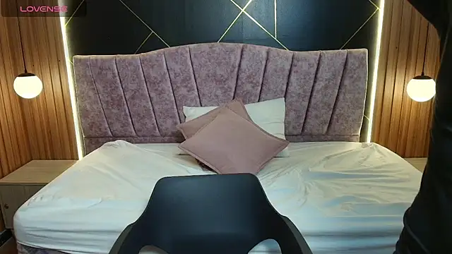 MoriahStorm online show from March 17, 12:53 pm