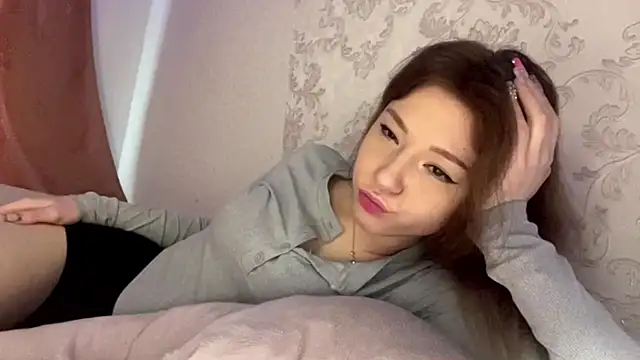 aera elese online show from May 14, 10:43 am