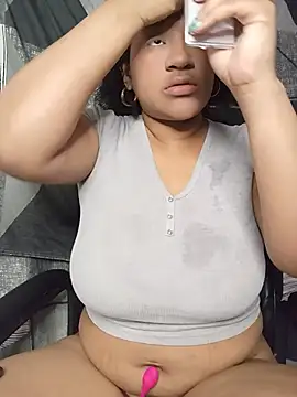 gigiblue89 online show from June 24, 8:02 am