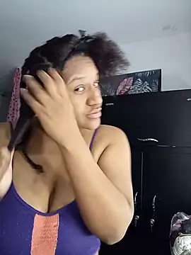 gigiblue89 online show from March 22, 11:27 am