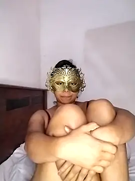 sugermoji online show from April 9, 4:48 am