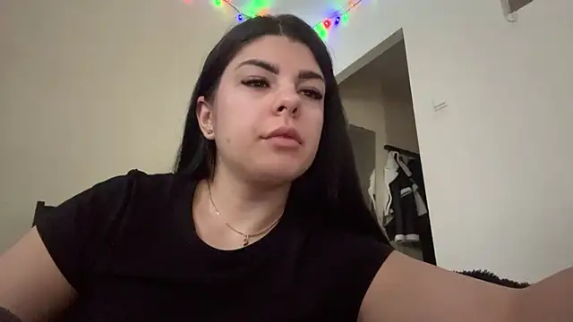 PatriciaDaniels online show from April 9, 7:47 am