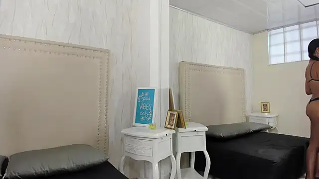 FernandaAvilax online show from May 17, 8:19 pm