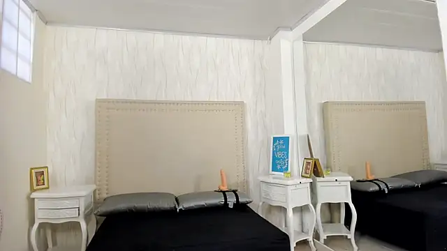 FernandaAvilax online show from May 6, 9:19 pm
