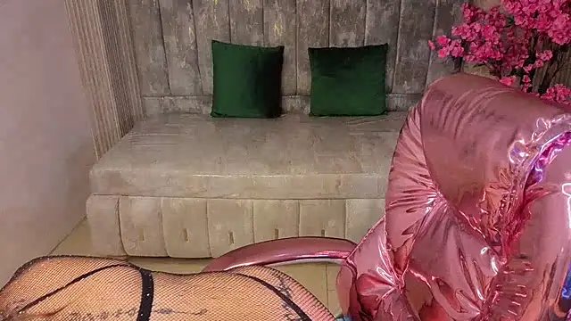 sharyth19 s online show from February 23, 8:19 pm