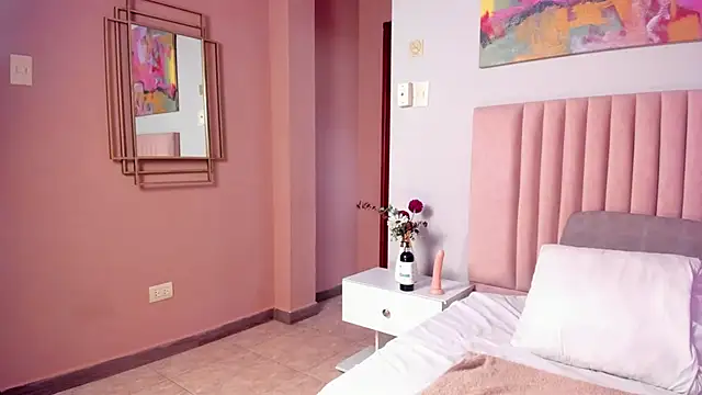 KatrionaNyx online show from May 11, 8:28 pm