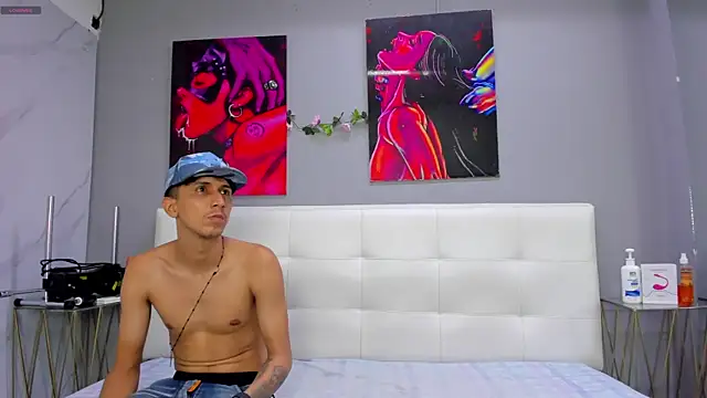 ahsly78Bryan online show from May 7, 8:12 pm