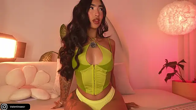 Kali-hill online show from April 5, 8:35 am