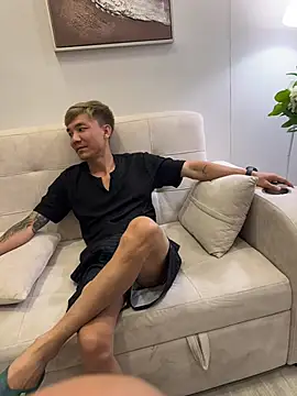 zhuendong000001 online show from July 14, 10:21 am