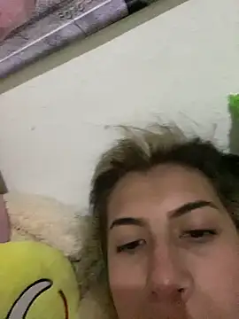 Candy Lennon online show from March 27, 12:12 am