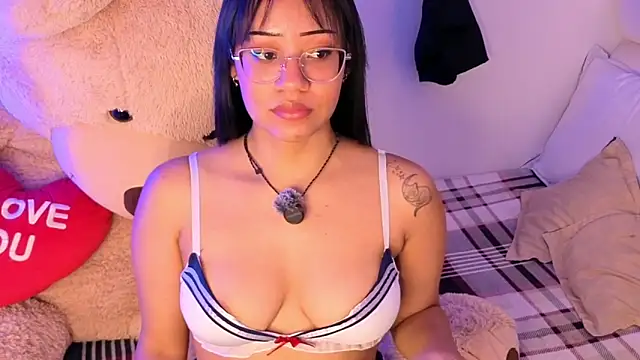 AriaKyle online show from May 28, 3:37 am