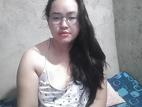 wildchinita00 online show from May 20, 10:07 pm