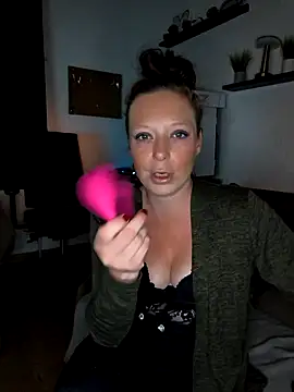 ZaramourXMrX online show from May 12, 7:31 pm