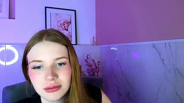 RinKittyy online show from May 5, 2:20 pm