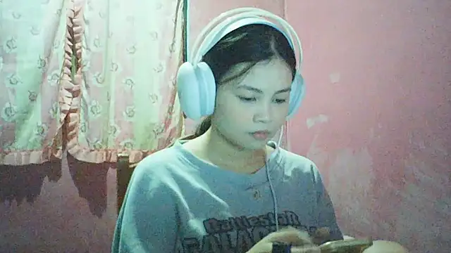 DessertFlower online show from May 11, 3:41 am