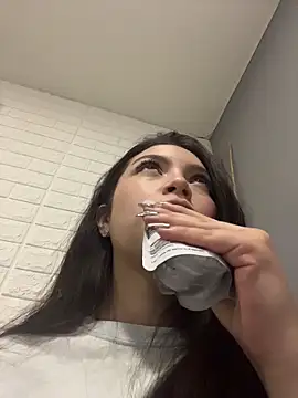 Mady Pink online show from March 26, 4:36 am