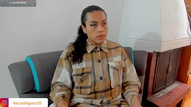 Jess Hoffman online show from May 2, 3:37 pm