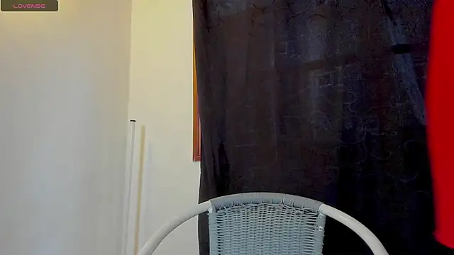 Jess Hoffman online show from May 22, 9:24 pm