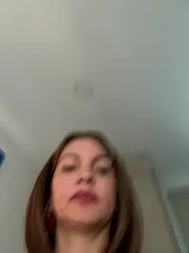 Viictoria-Jones online show from May 15, 4:43 pm