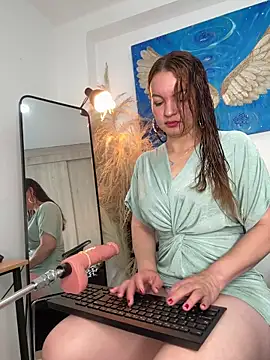 Viictoria-Jones online show from May 6, 10:19 am