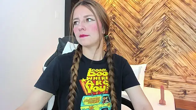 elaia bridge online show from March 19, 1:59 pm