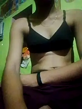 wifedesi7050 online show from May 25, 5:12 pm