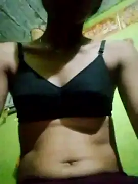 wifedesi7050 online show from May 13, 5:19 pm