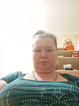 KiraStanton online show from May 25, 5:56 pm