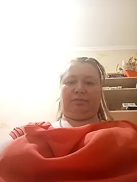 KiraStanton online show from May 5, 10:02 pm
