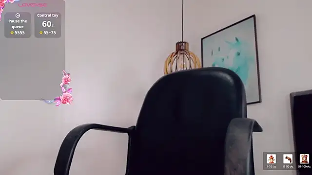 Abby White   online show from May 14, 7:52 pm