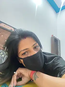 Daisy-Pandey online show from April 4, 12:59 pm