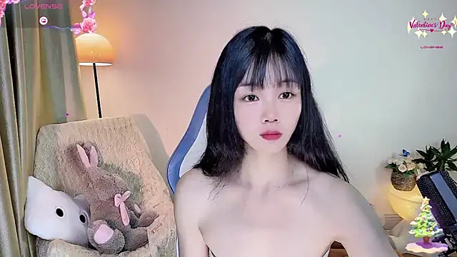 okyssa online show from May 24, 9:47 pm