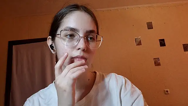 Katelemon online show from May 18, 10:21 am