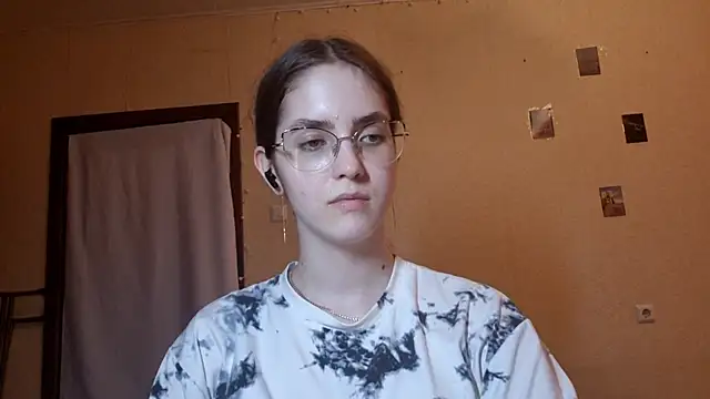 Katelemon online show from May 20, 2:36 pm