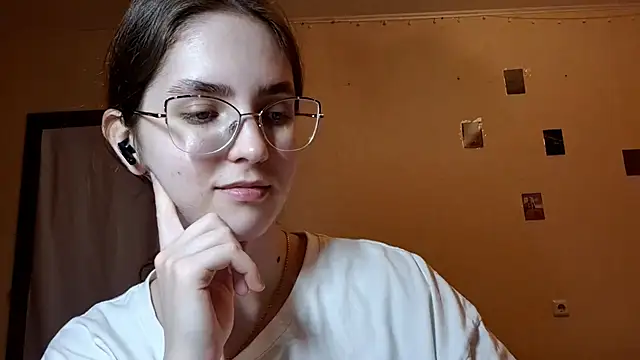 Katelemon online show from May 13, 2:12 pm