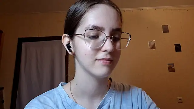 Katelemon online show from May 17, 2:16 pm