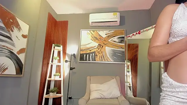 cailing  online show from March 13, 11:33 am