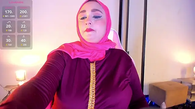 HijabiMilff online show from May 16, 2:38 pm