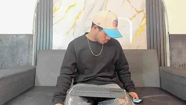 Latins on fire online show from May 6, 11:36 am