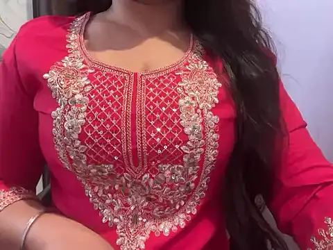 Avneet kaurr1 online show from May 27, 3:03 am