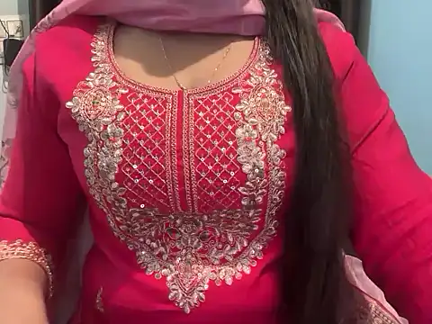 Avneet kaurr1 online show from March 1, 1:49 am