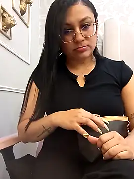 Melie me online show from March 24, 10:53 am